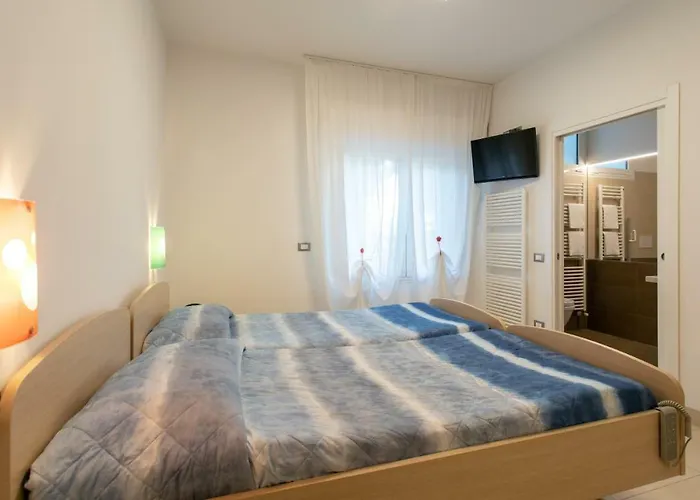 Hotel Venezia E La 3*